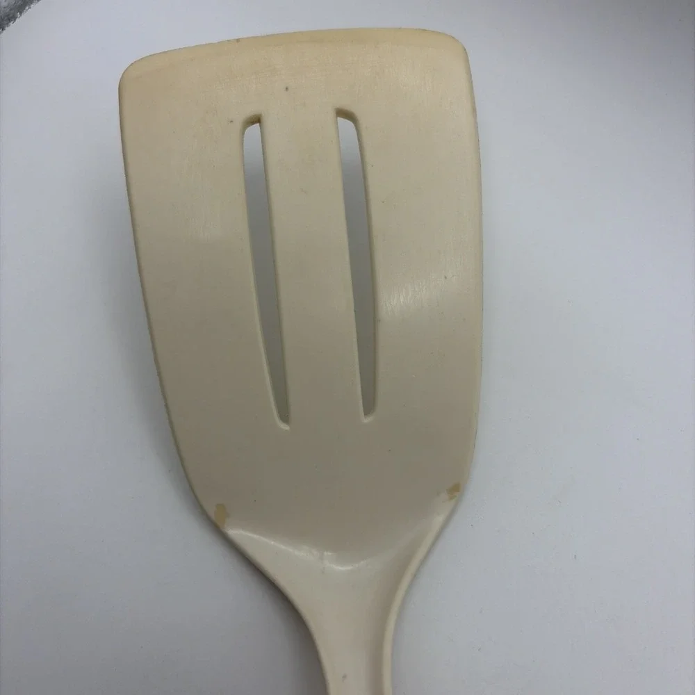 Vintage Ekco Spice of life Hard Plastic Melamine Slotted Spatula